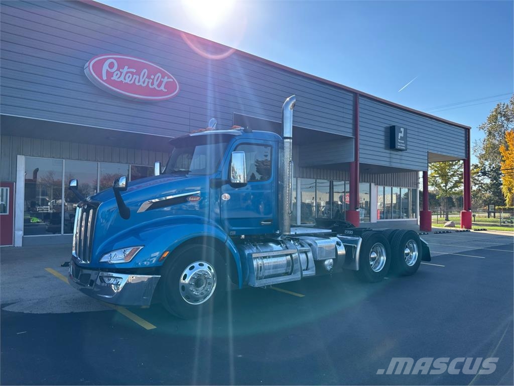 Peterbilt 579 Trekkers