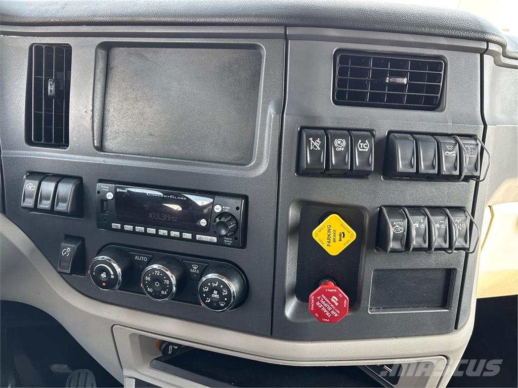Peterbilt 579 牵引车