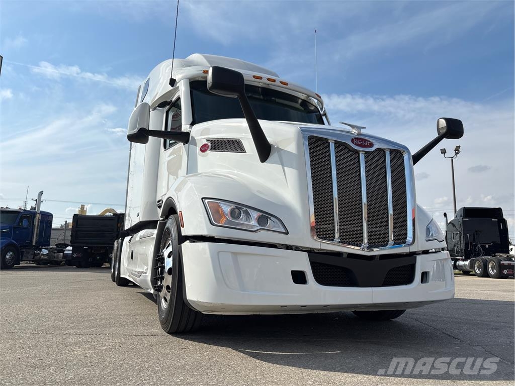 Peterbilt 579 牵引车