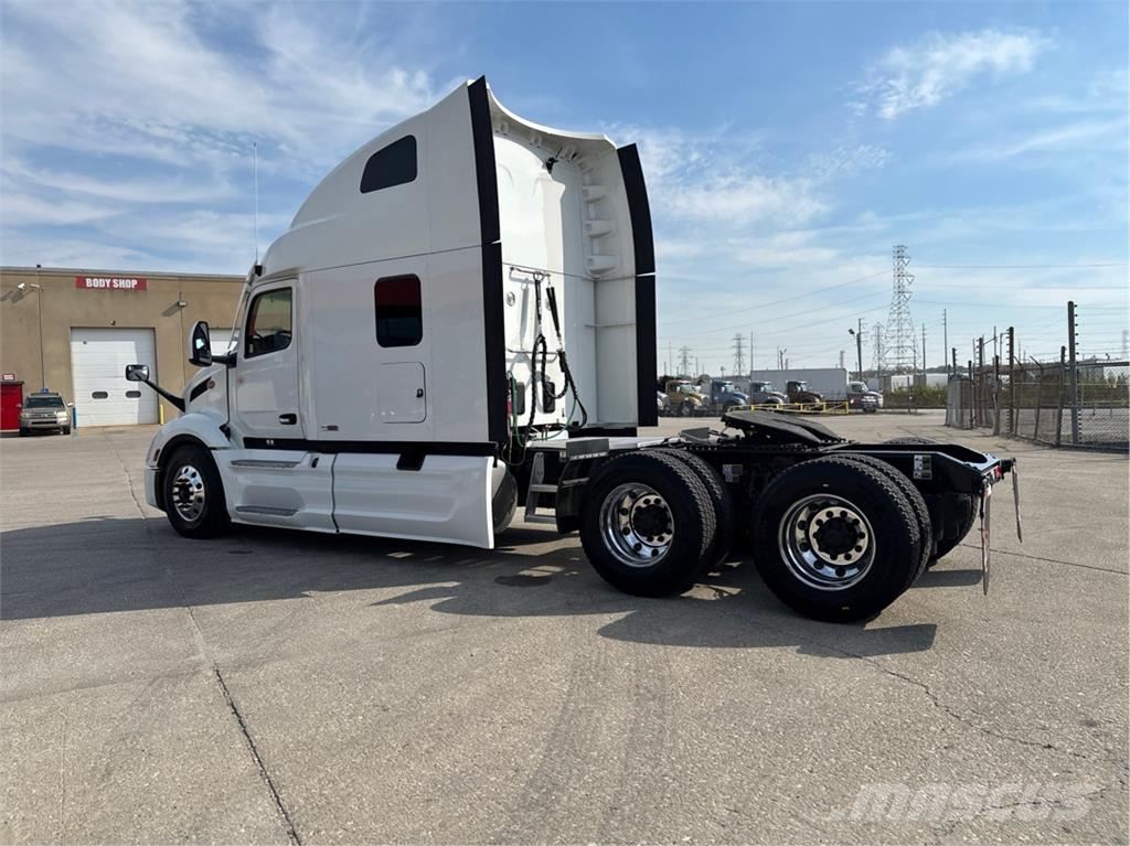 Peterbilt 579 牵引车