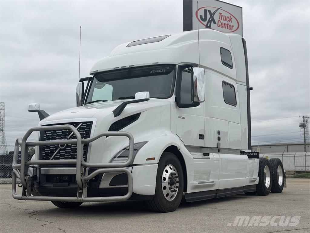 Volvo VNL64T860 牵引车