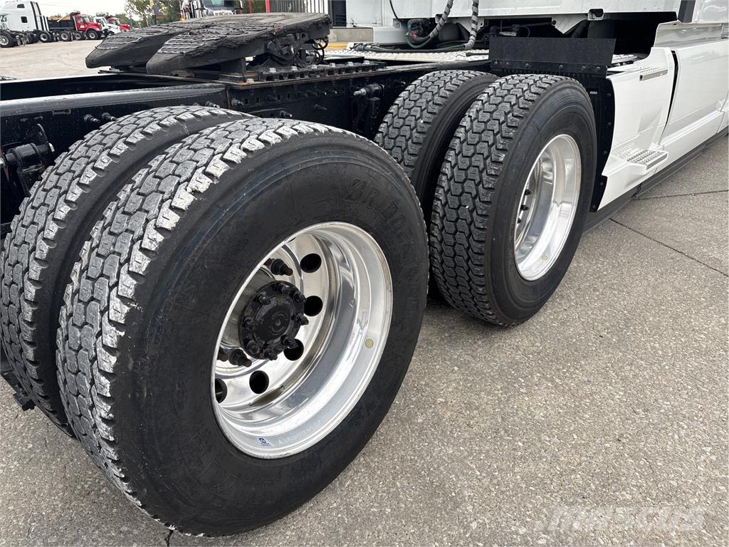Volvo VNL64T860 트랙터 유닛
