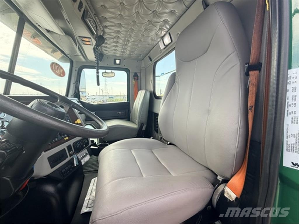Western Star 4700SB Влекачи