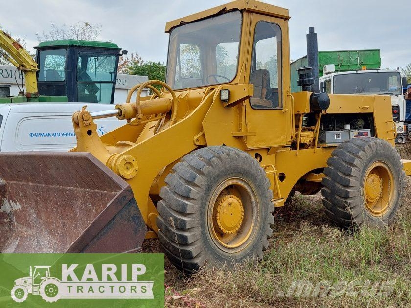 Hanomag 944 Фронтальні навантажувачі
