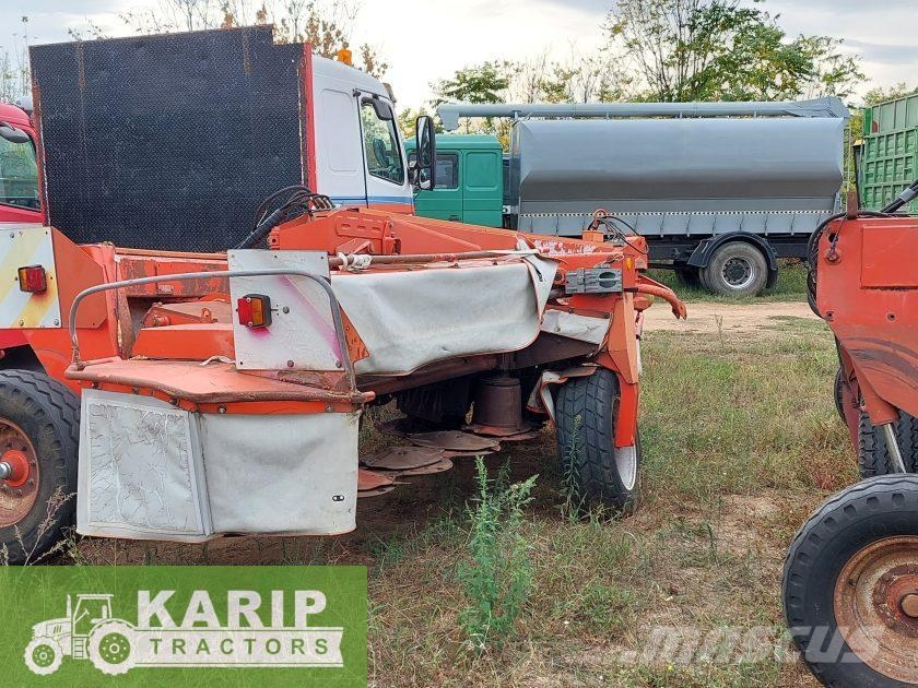 Kuhn 321 Tractoren
