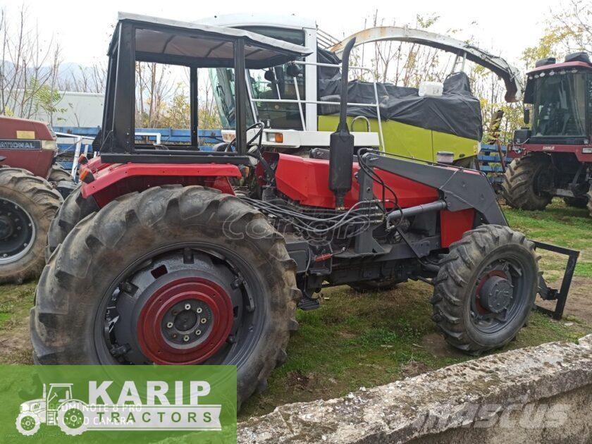 Massey Ferguson 5035 Traktory