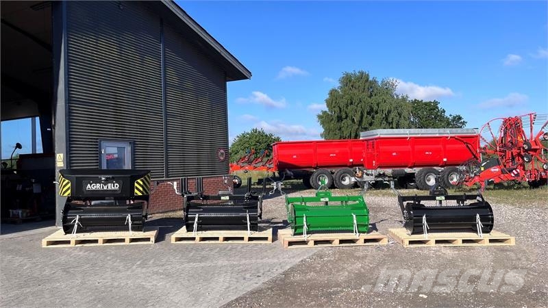 Agriweld Swath Roller  Swath Roller 1500 محزمات مربعة