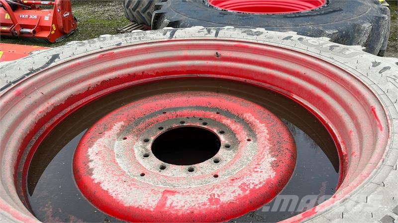 BKT 340/85R36 & 380/90R50 Sprøjtehjul Ελαστικά και ζάντες
