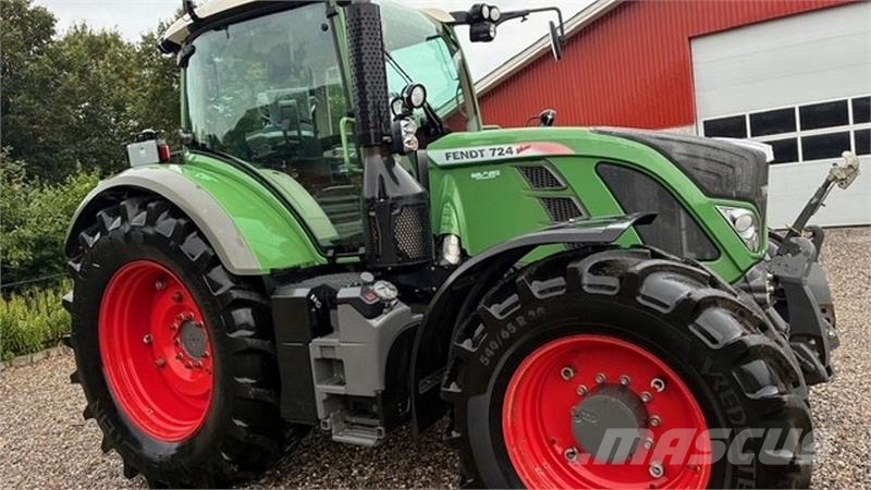 Fendt 724 Vario 拖拉机/农用车