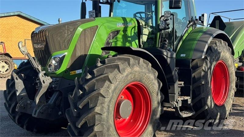 Fendt 828 Vario S4 Profi Plus Tractors