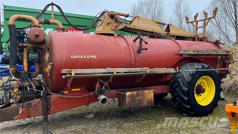 Gøma 8000L med kran 其他農業機械
