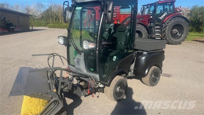 Kärcher MIC 34 C Manjši traktorji