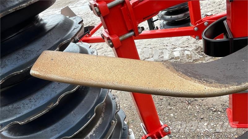 Kuhn Cultimer L 500 R HD-Liner valse Erpici