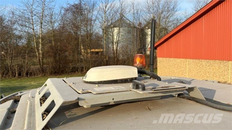 Massey Ferguson 6715 S Dyna VT  6715 Dyna VT Traktoren