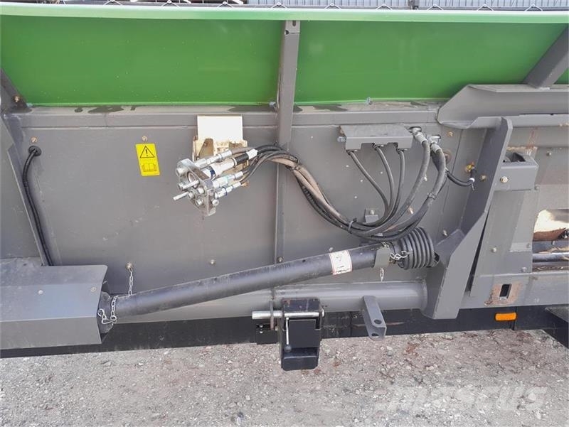 Massey Ferguson PowerFlow 6,20m (20') Skærebord Inklusiv skærebord Combine harvester heads
