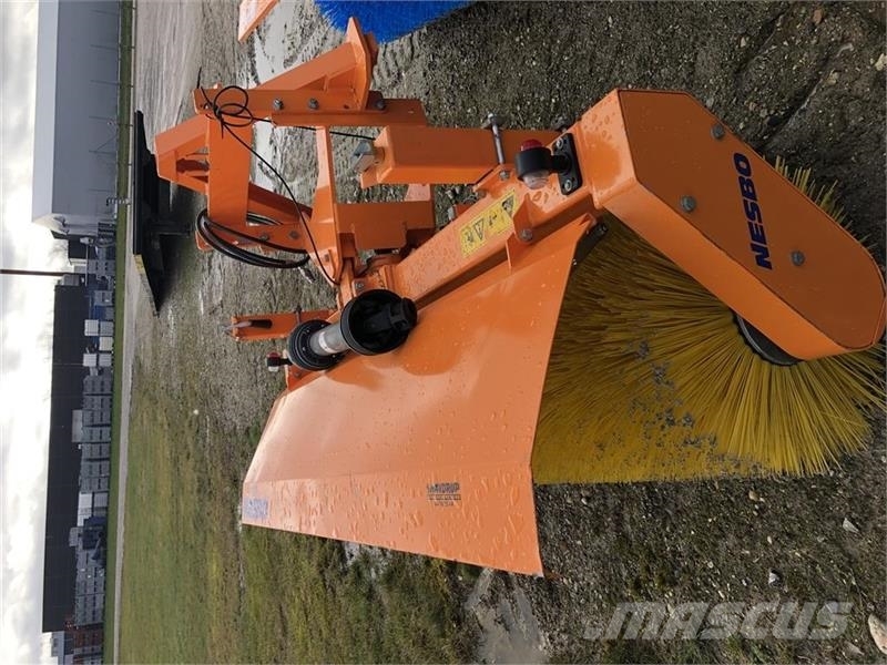 Nesbo FM 2100S m/pto og A-ramme Kosten har aldrig kørt Agricultura - Otros