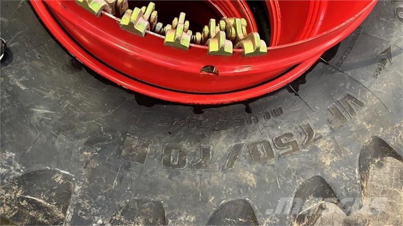 Trelleborg 750/70R44 - 650/60R38 Trelleborg VF Колелета/Гуми