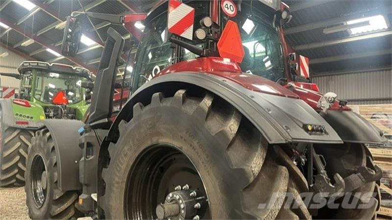 Valtra Q305 Trattori