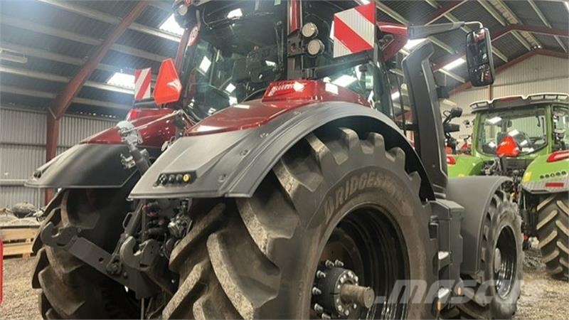 Valtra Q305 Trattori