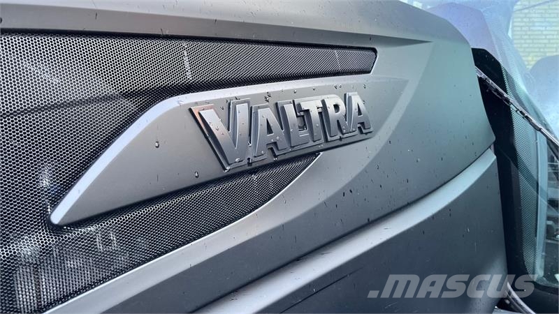 Valtra T235 Versu Versu Traktorid