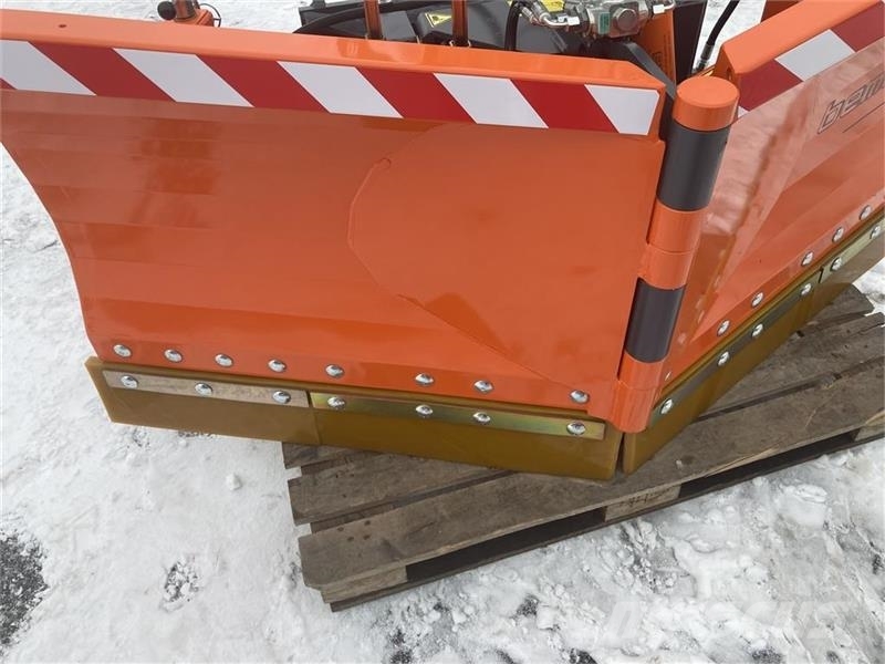 Bema V800 Sneplov Ophæng for Weidemann med hy.koblinger Sniježne daske i plugovi