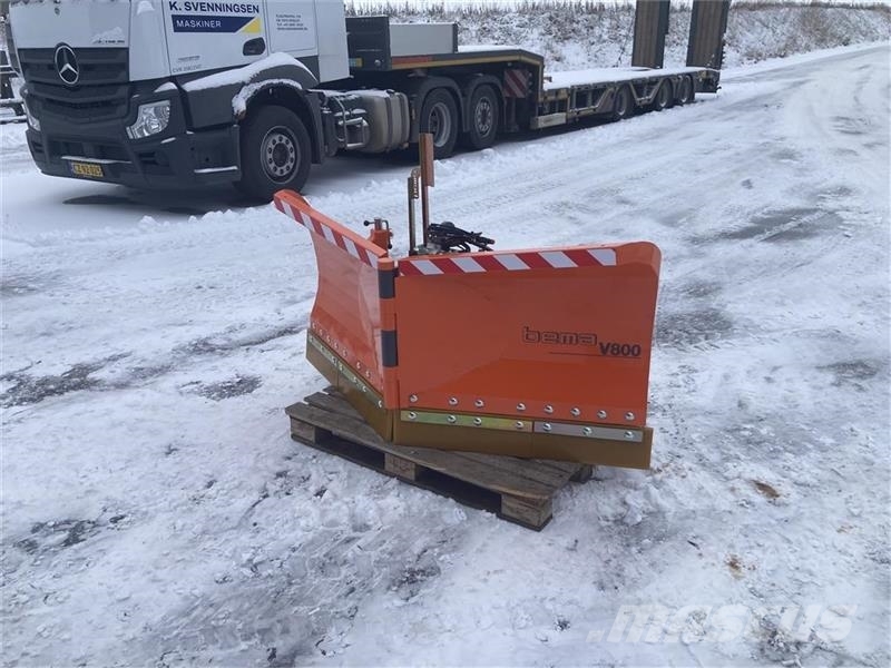 Bema V800 Sneplov Ophæng for Weidemann med hy.koblinger Sniježne daske i plugovi