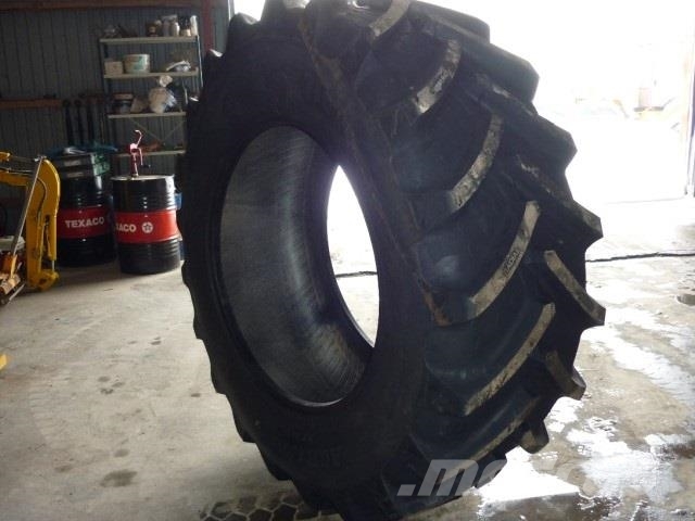 BKT 710/70R42 Padangos, ratai ir ratlankiai