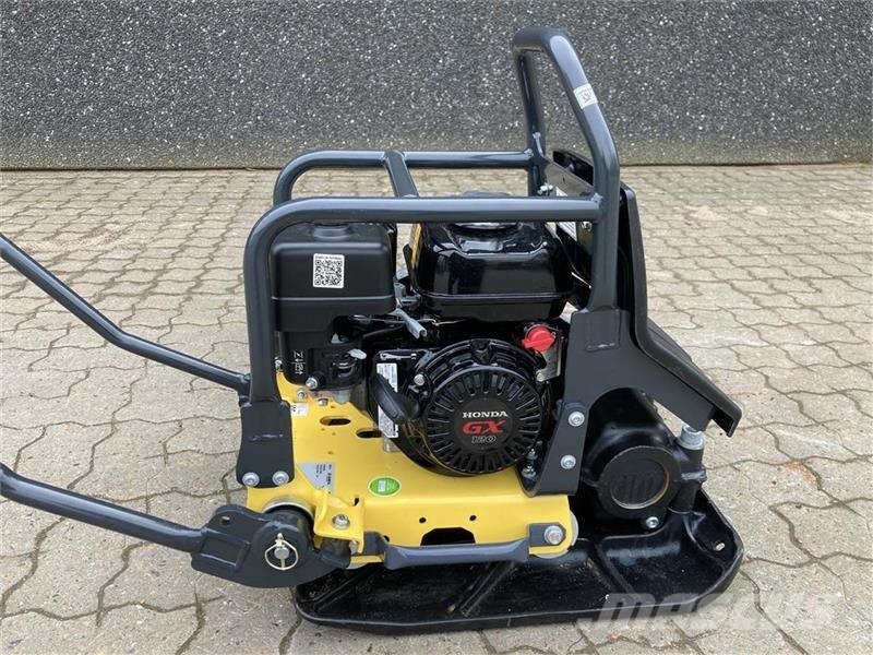 Bomag BP 12/40 Kan udstyres med vandtank og spredebom دكاكات أفقية