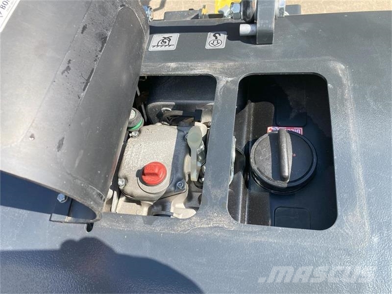 Bomag BPR 100/80 D دكاكات أفقية