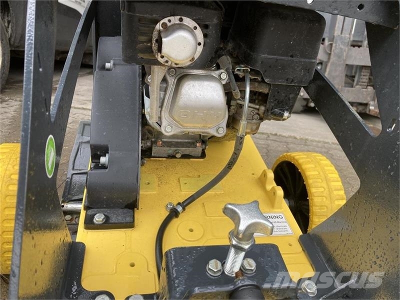 Bomag BPR 25/50 Demo monteret med transporthjul Vibro plošče