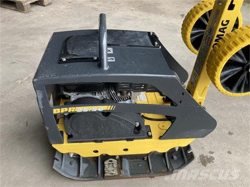 Bomag BPR 25/50 Demo monteret med transporthjul Vibro plošče