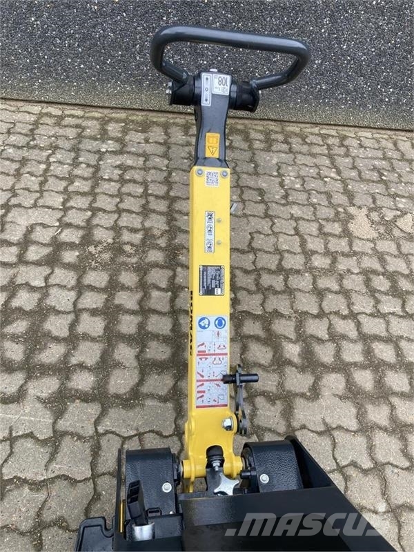 Bomag BPR 35/60 D دكاكات أفقية