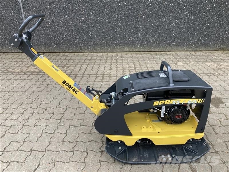 Bomag BPR 35/60 Med Honda GX60 benzinmotor دكاكات أفقية