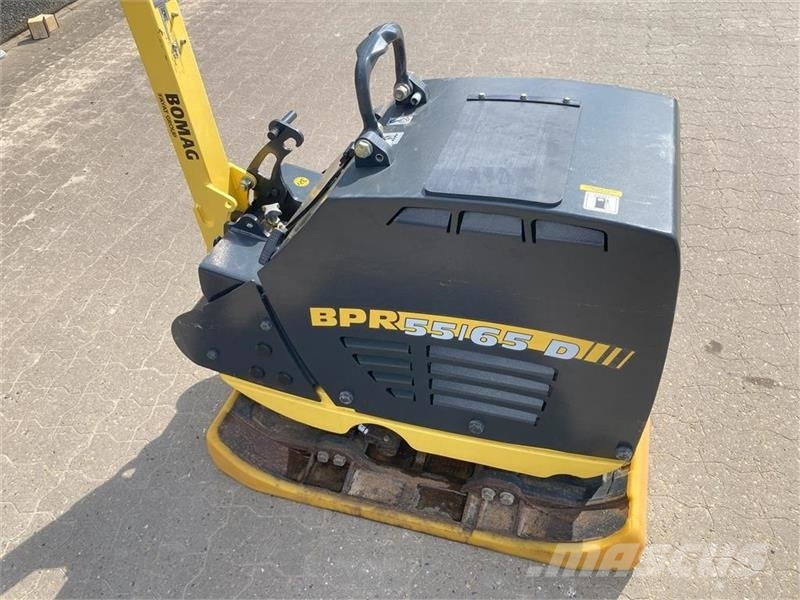 Bomag BPR 55/65DE Udstyret med fast Vulkolanplade دكاكات أفقية
