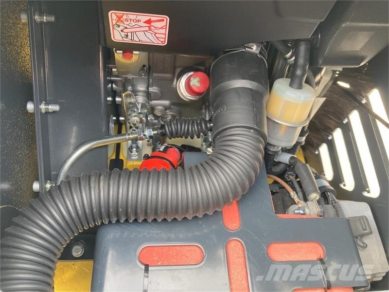 Bomag BPR 60/65 D Frembak plade med elstart دكاكات أفقية