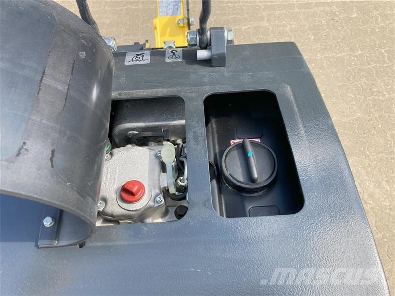 Bomag BPR 70/70 D دكاكات أفقية
