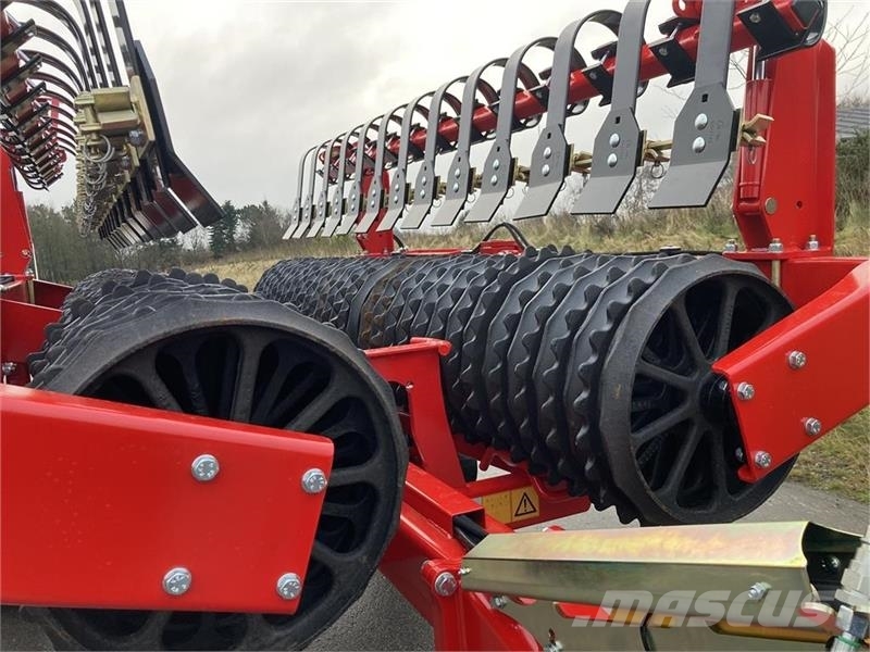 He-Va TIP ROLLER 8.20 m. Spring-Active-Transfer System - 滚笼耙
