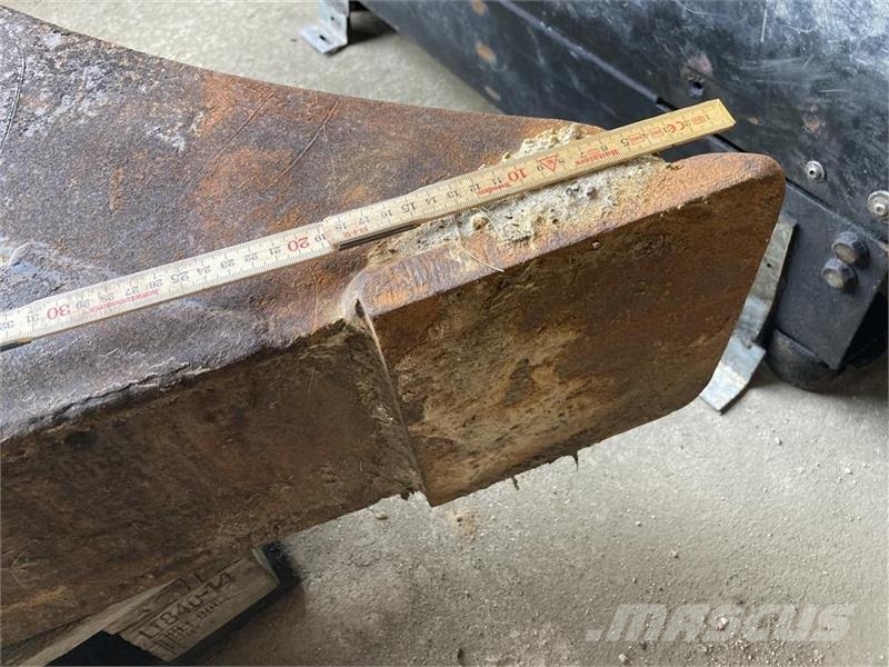 Hydrema Profilskovl 30 cm i toppen og 20 cm i bunden 挖斗