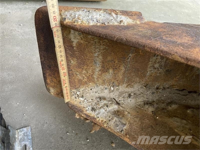 Hydrema Profilskovl 30 cm i toppen og 20 cm i bunden 挖斗