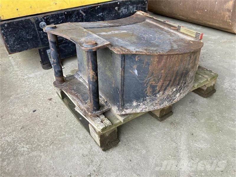 Hydrema Profilskovl 30 cm i toppen og 20 cm i bunden 挖斗