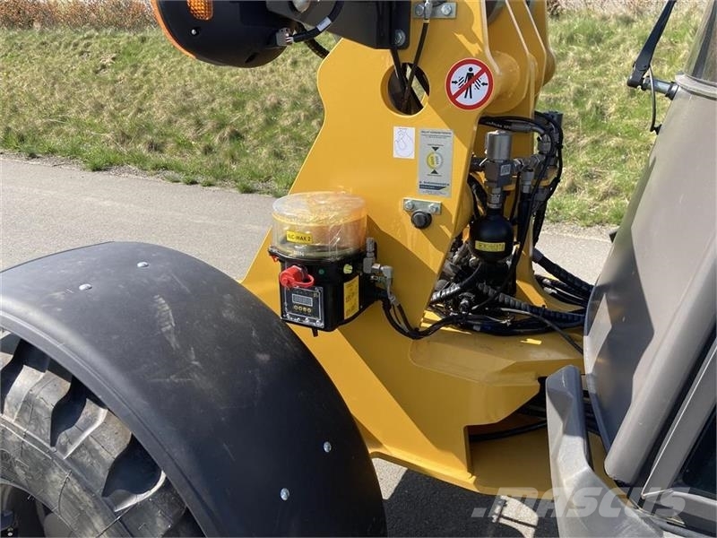 Mecalac AX 1000 Monobom med hydraulisk hurtigskift Tekerlekli yükleyiciler