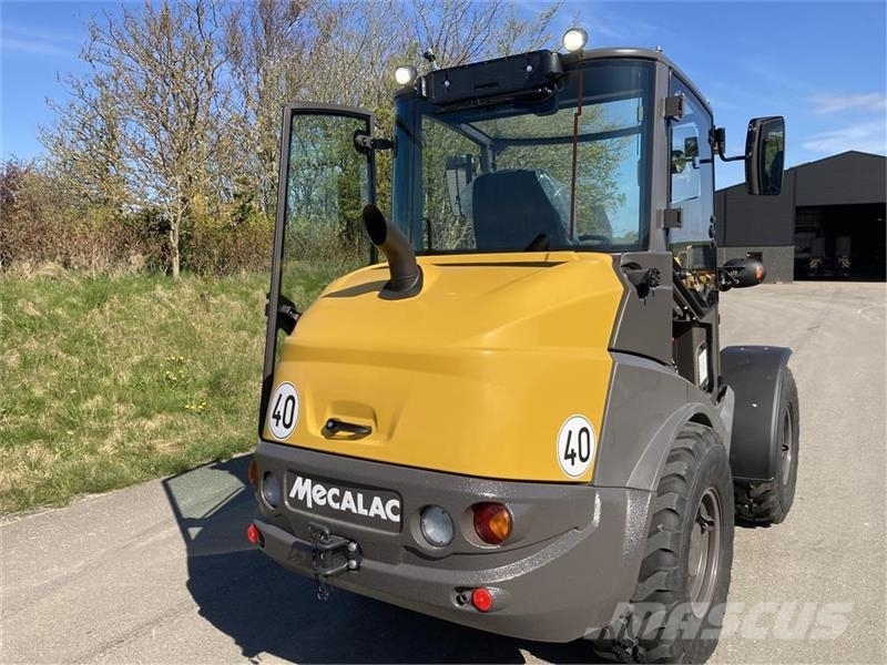 Mecalac AX 850 Monobom med hydraulisk hurtigskift Tekerlekli yükleyiciler