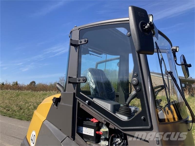 Mecalac AX 850 Monobom med hydraulisk hurtigskift Tekerlekli yükleyiciler