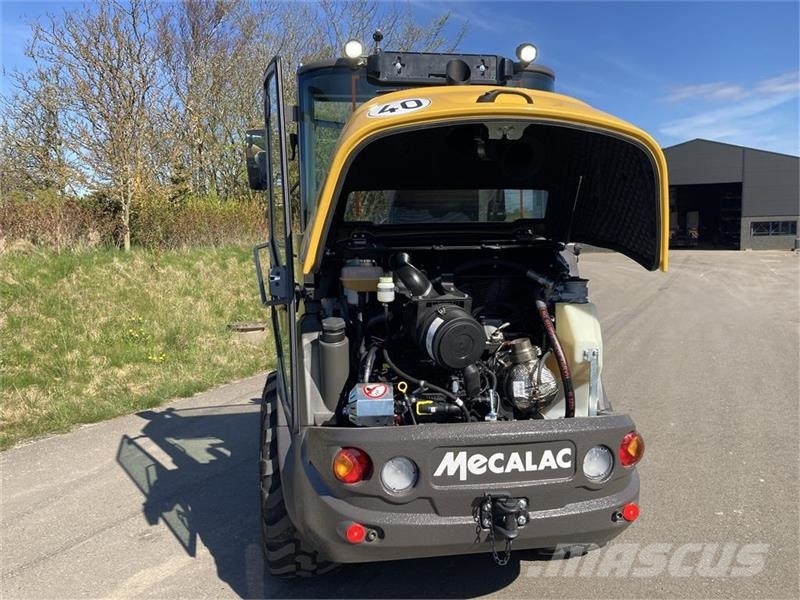 Mecalac AX 850 Monobom med hydraulisk hurtigskift Tekerlekli yükleyiciler