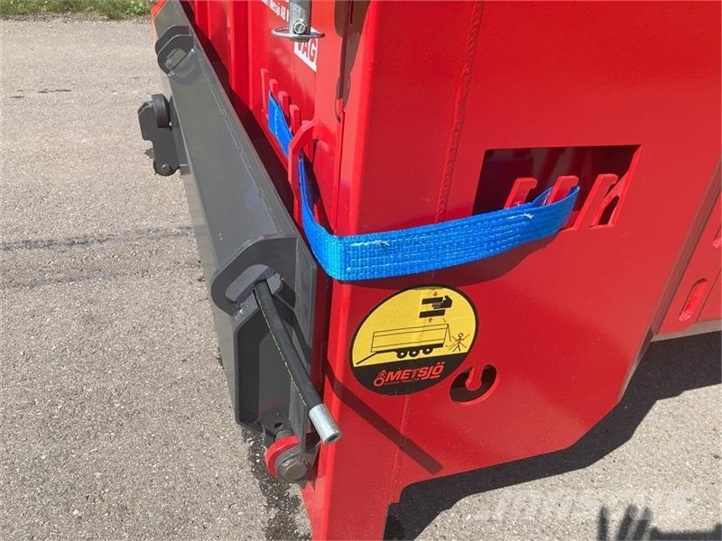 Metsjø Container med hydraulisk bagklap Special containers