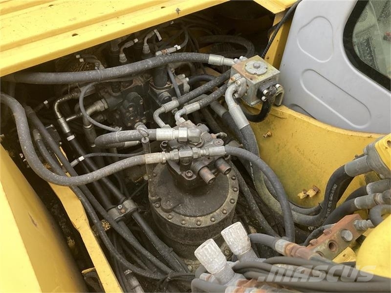 New Holland E 265 LC Kipbart planerblad og graveskovl حفارات زحافة