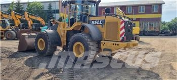 Bell L2106E Kolesové nakladače