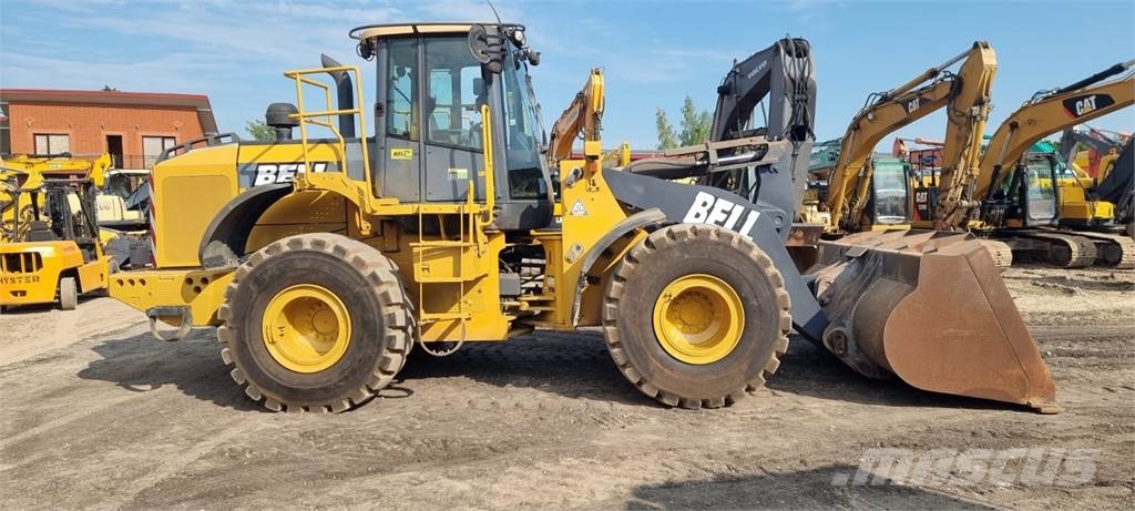 Bell L2106E Kolesové nakladače
