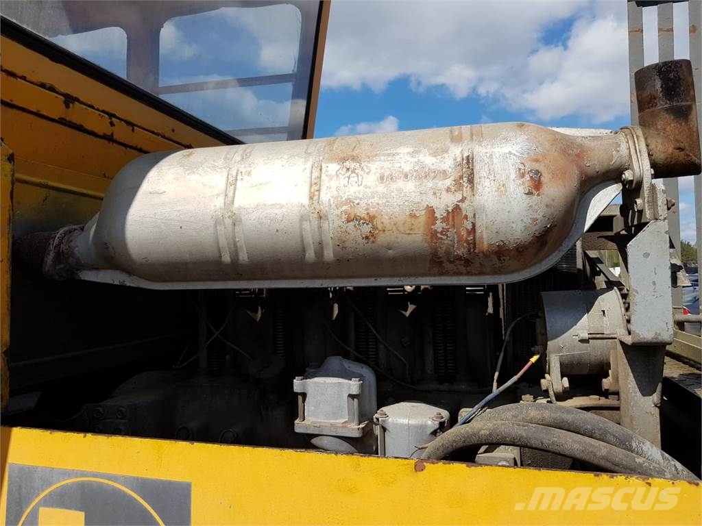 Bomag SGW-17 Bandenwalsen
