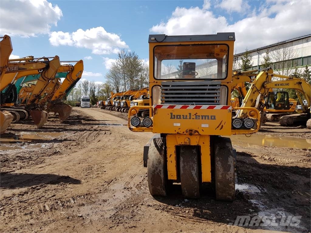 Bomag SGW-17 Bandenwalsen